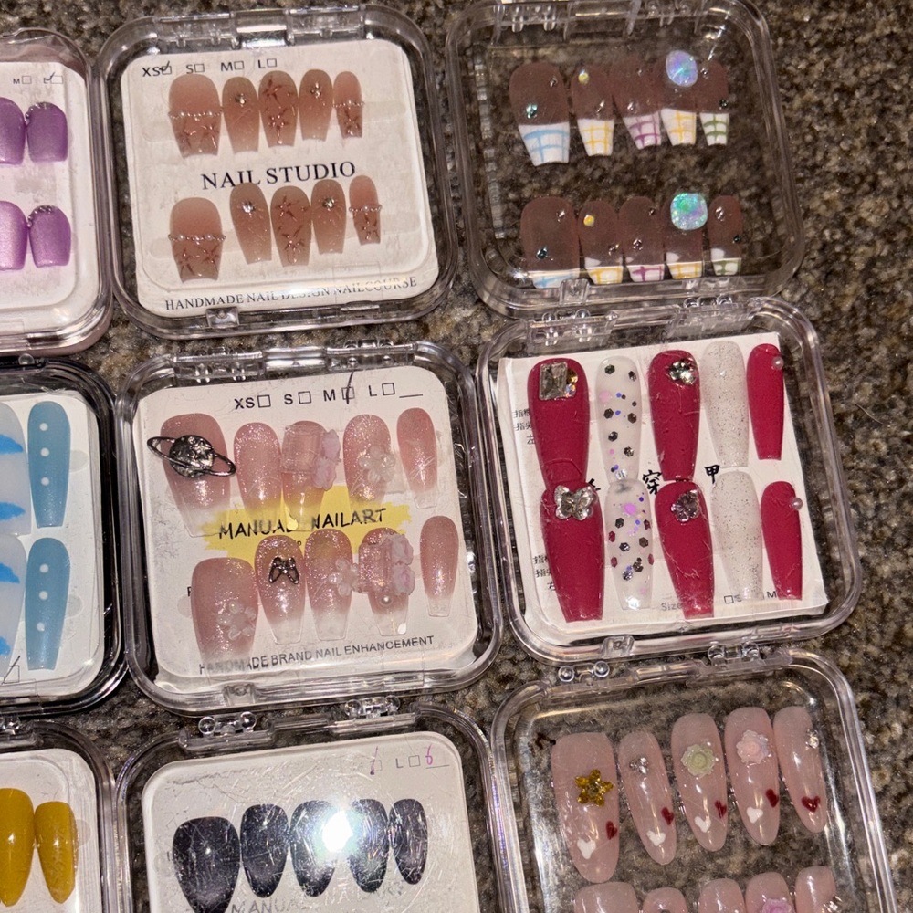 Assorted Press-On Nail Set Collection - Multi Color - Picture 6 of 14
